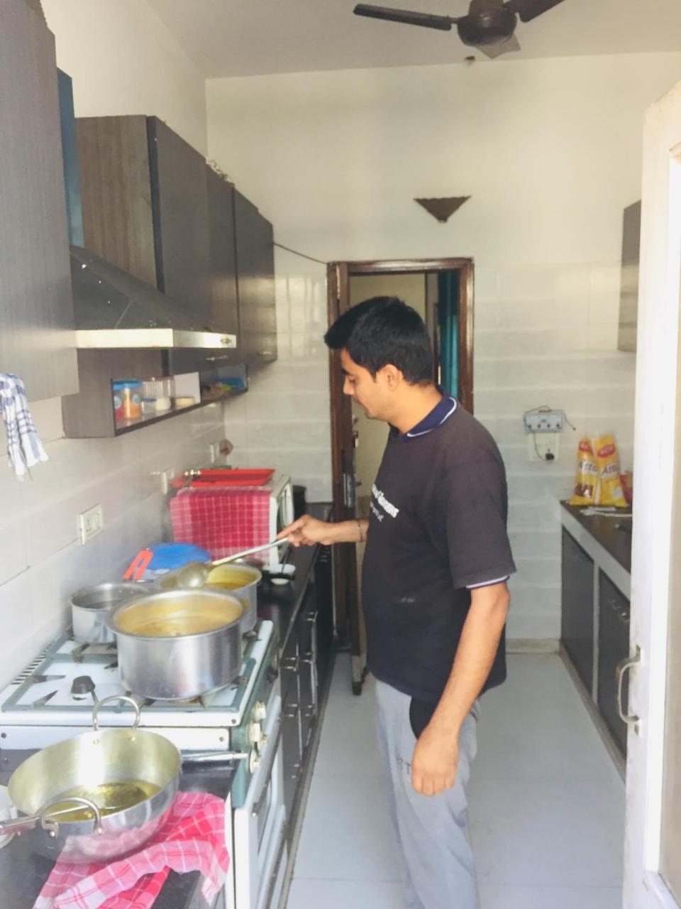Bunkmates Pansiyon Yeni Delhi Dış mekan fotoğraf